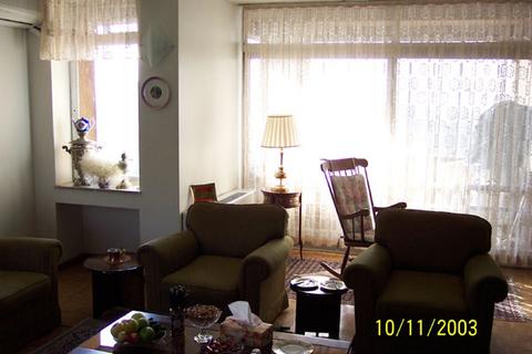 Parviz's apartment